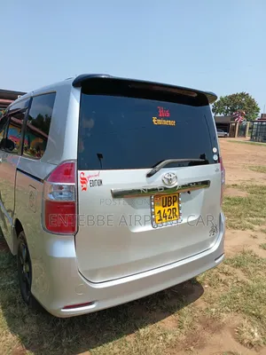 Toyota Noah for Hire With Driver