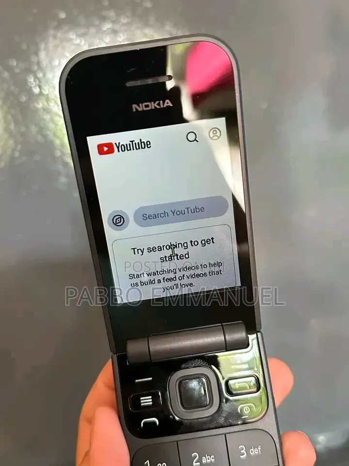 New Nokia 2720 Flip 512 GB Black