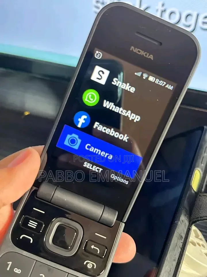 New Nokia 2720 Flip 512 GB Black