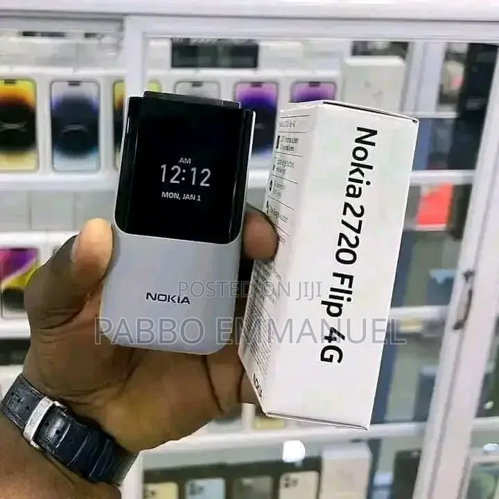 New Nokia 2720 Flip 512 GB White