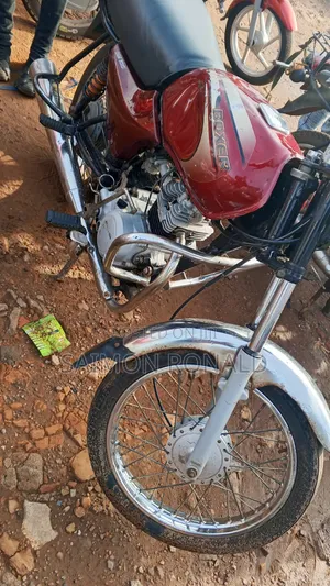 Bajaj Boxer 100 2015 Red