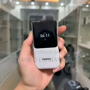 New Nokia 2720 Flip 512 GB White