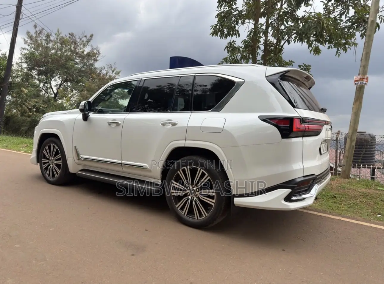 Lexus LX 500d 2026 White