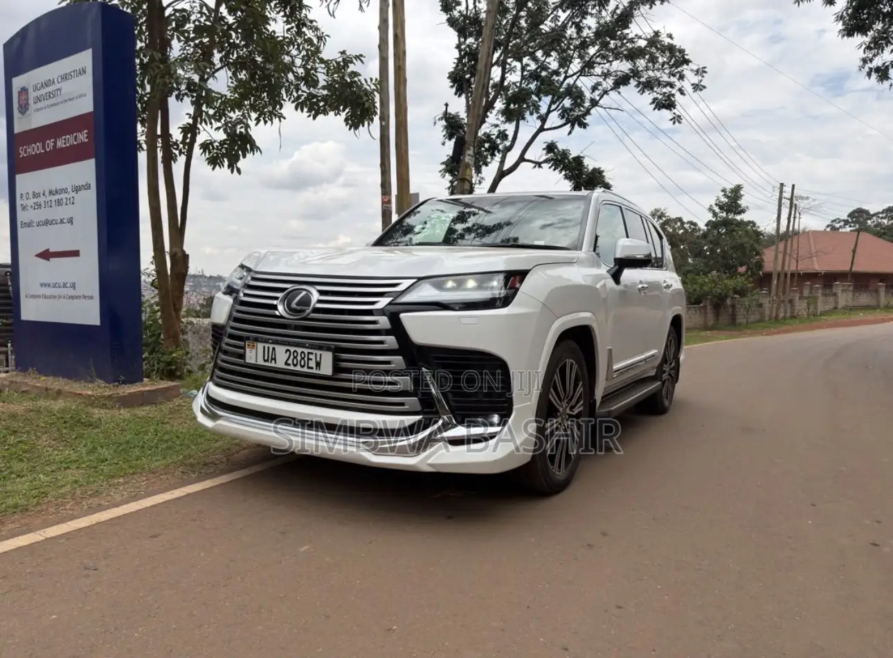 Lexus LX 500d 2026 White