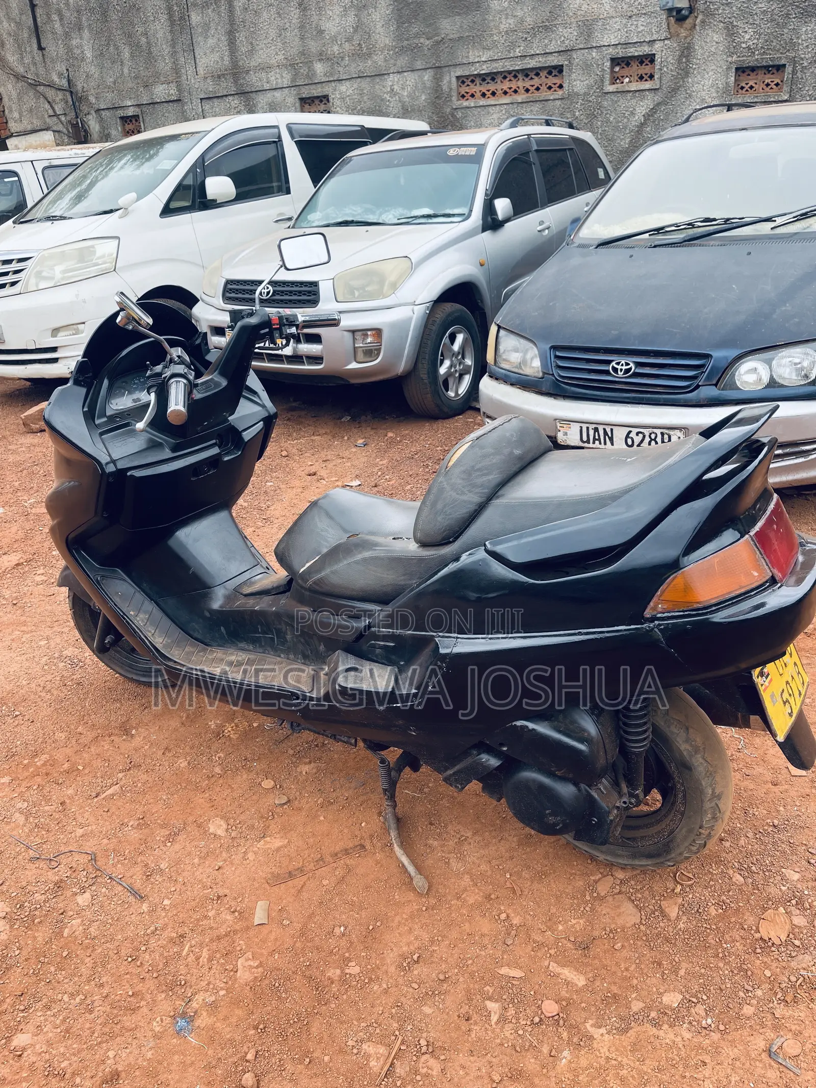 Yamaha Majesty 2000 Black