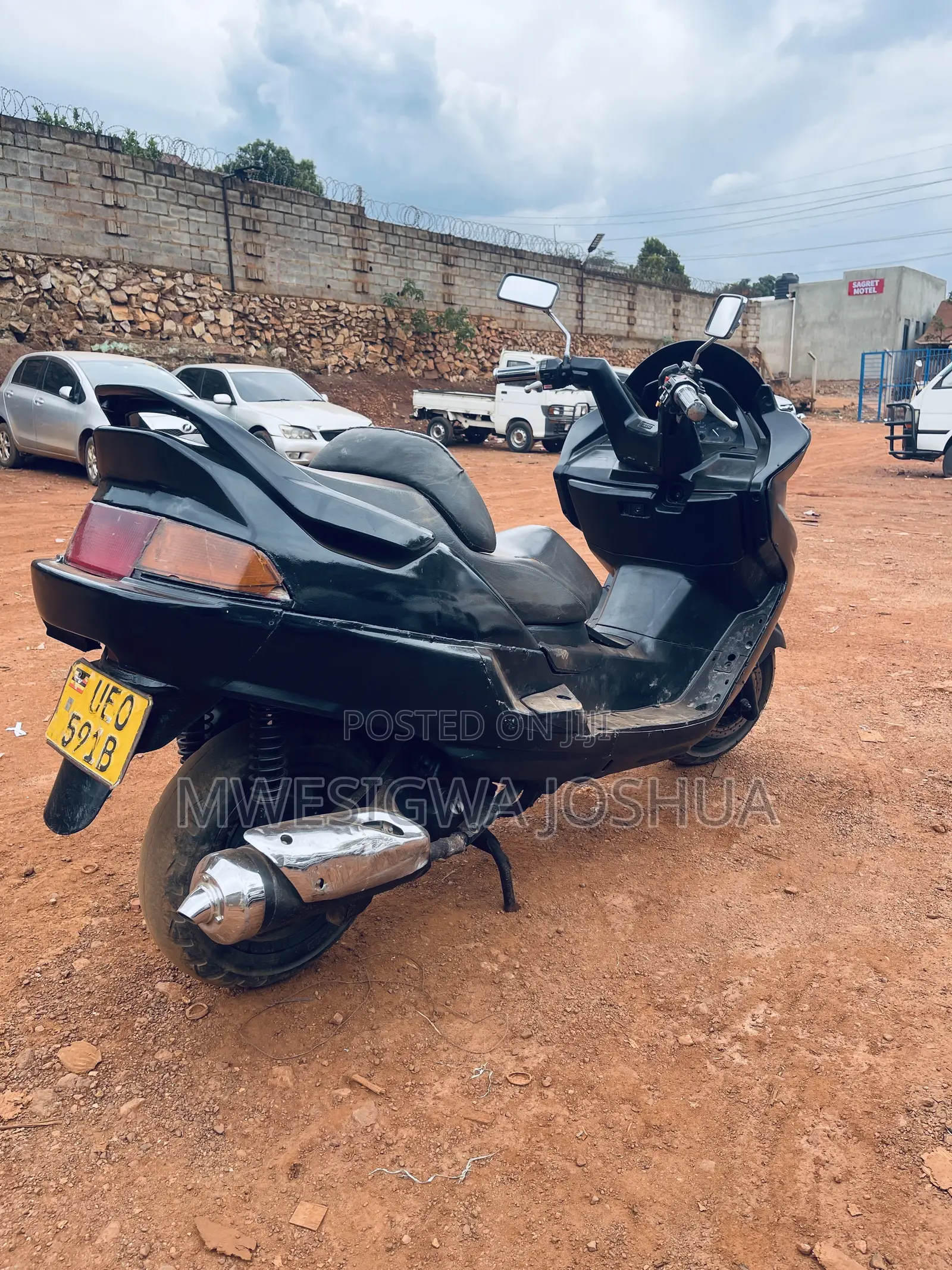 Yamaha Majesty 2000 Black