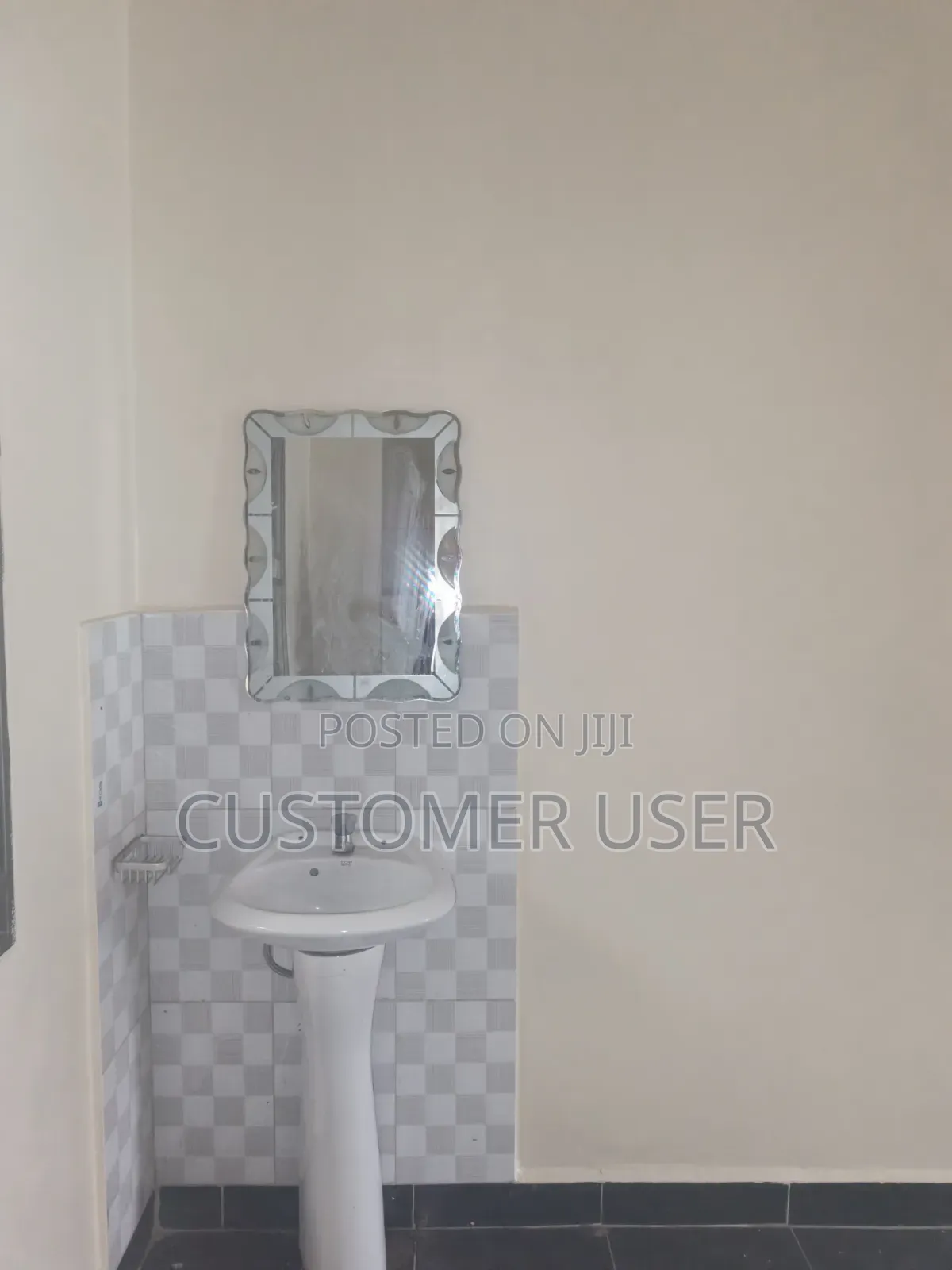 3bdrm House in Garuga, Division A for sale