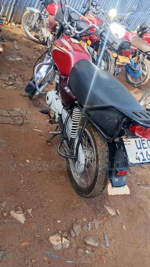 Bajaj Boxer 100 2016 Red