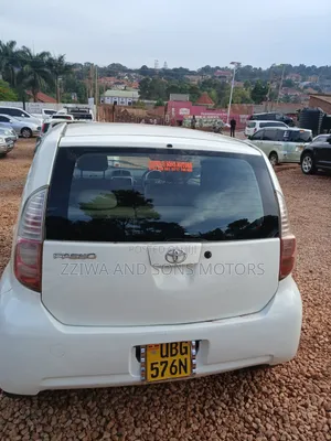 Toyota Passo 1.0 FWD 2009 White