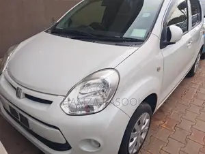 Toyota Passo 2013 White