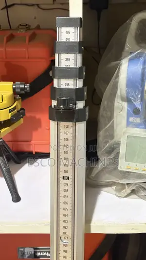 Telescopic Leveling Staff (5meters)