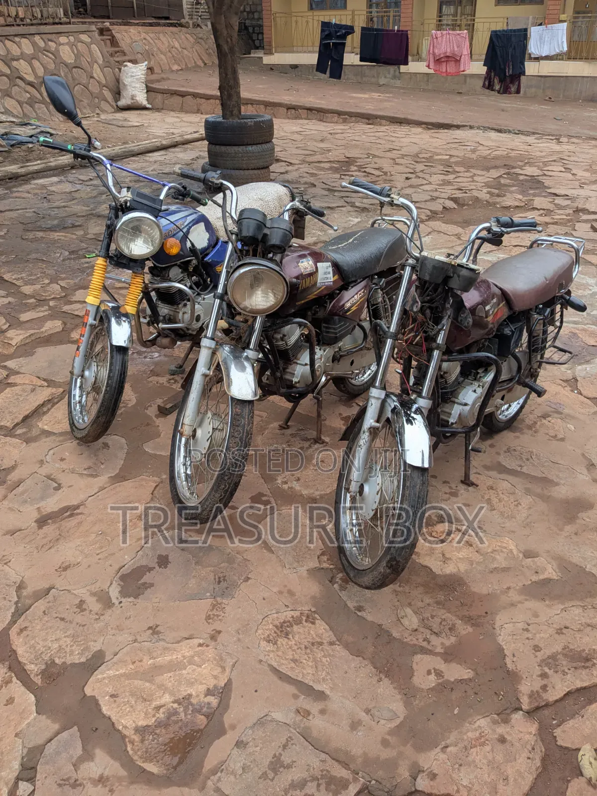 Bajaj Boxer 100 2017