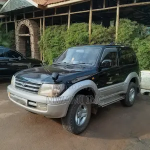 Toyota Land Cruiser Prado 2.7 16V 3dr 1997 Black
