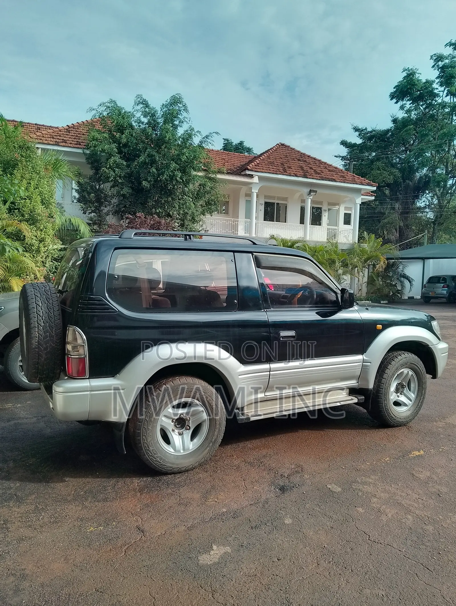 Toyota Land Cruiser Prado 2.7 16V 3dr 1997 Black