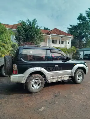Toyota Land Cruiser Prado 2.7 16V 3dr 1997 Black