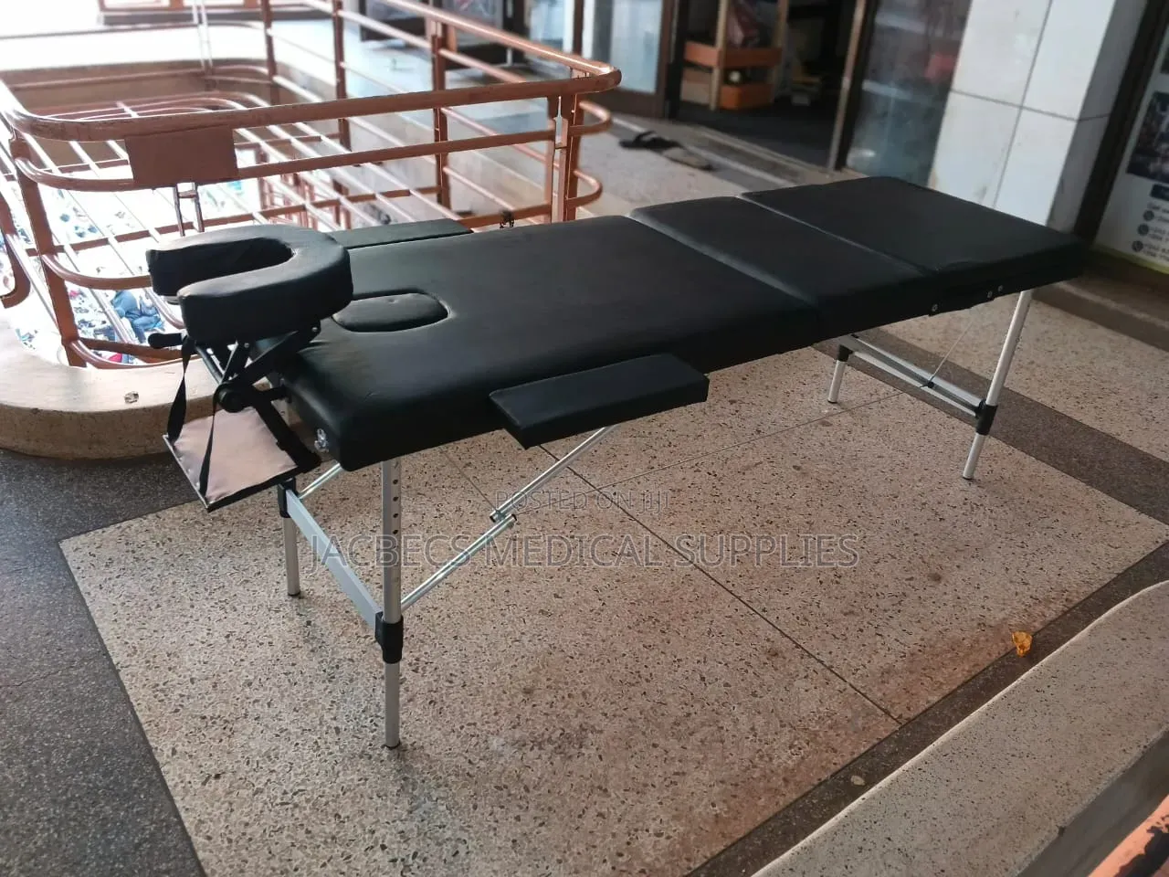 Adjustable Massage Bed