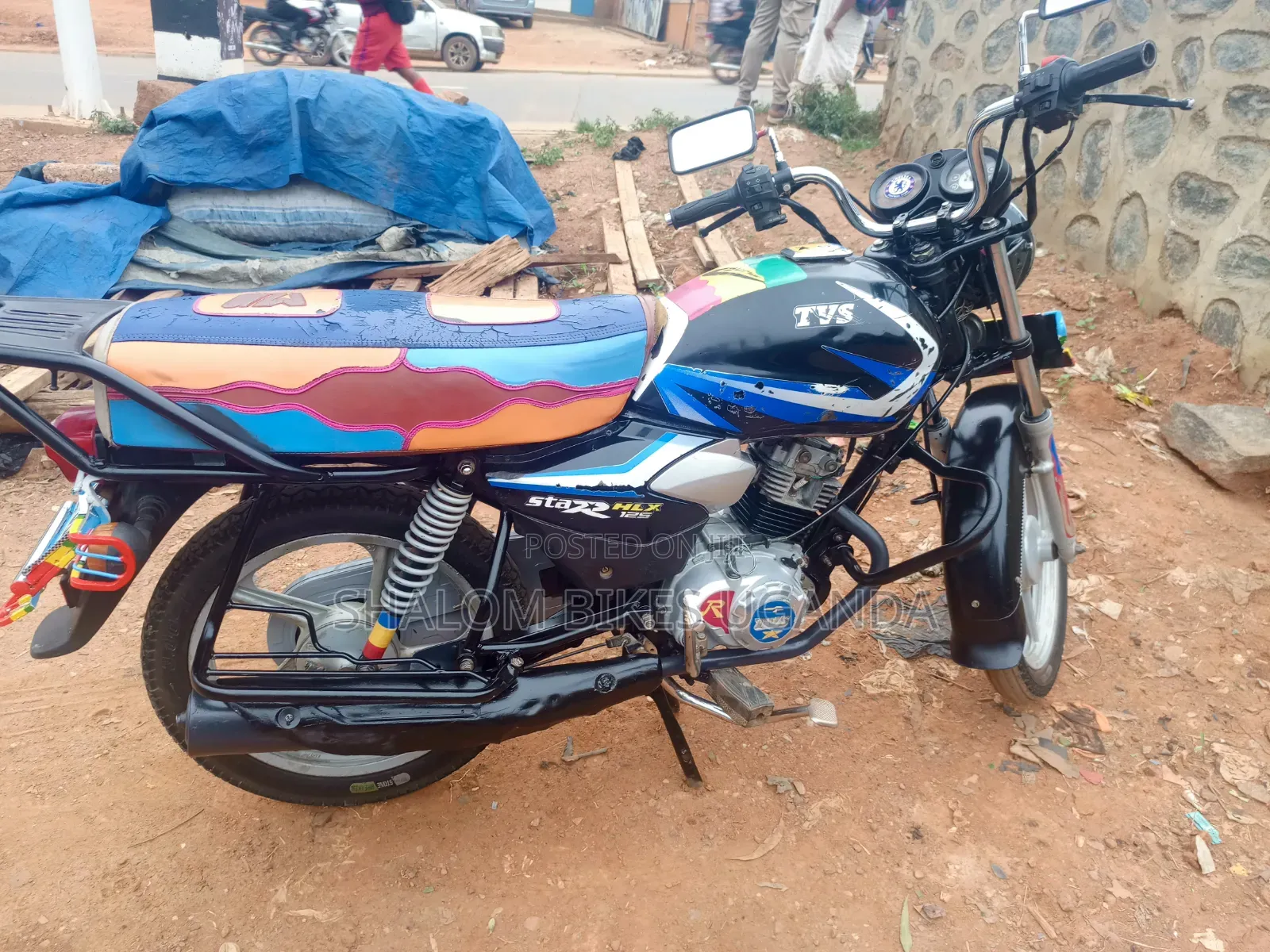 TVS HLX 125 2023 Black