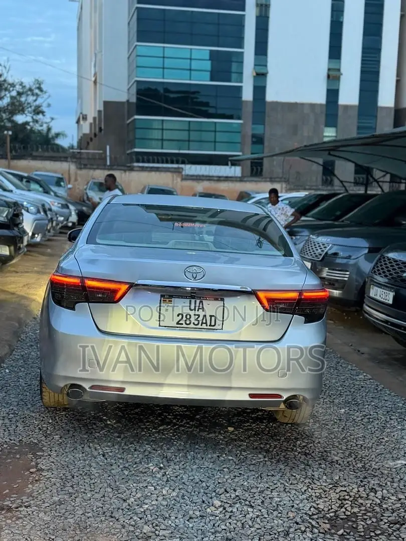 Toyota Mark X 2012 Silver