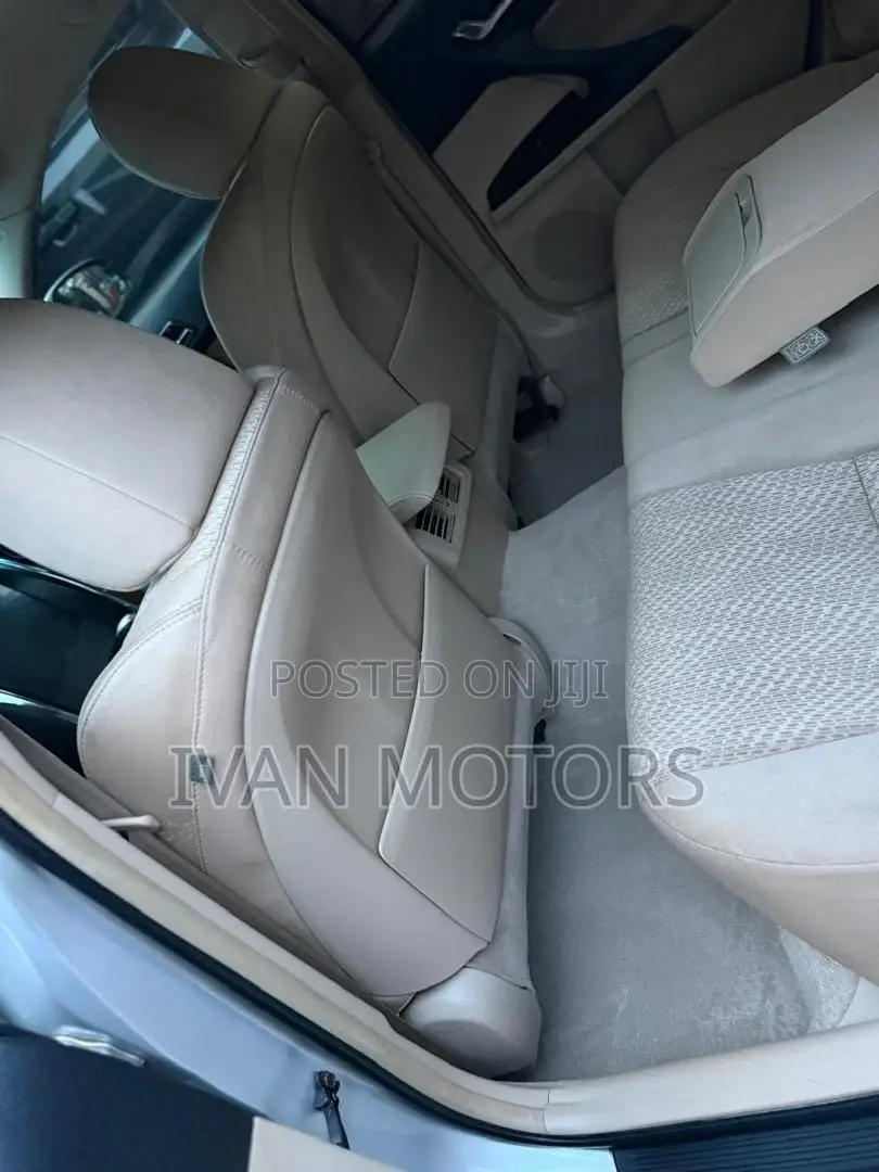Toyota Mark X 2012 Silver
