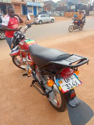 TVS HLX 125 2023 Red