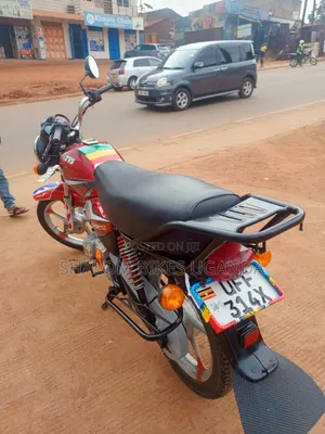 TVS HLX 125 2023 Red