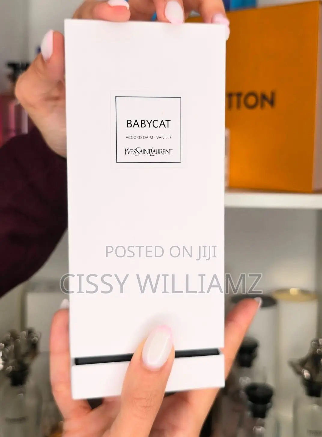 YSL BabyCat Accord Daim Vanille