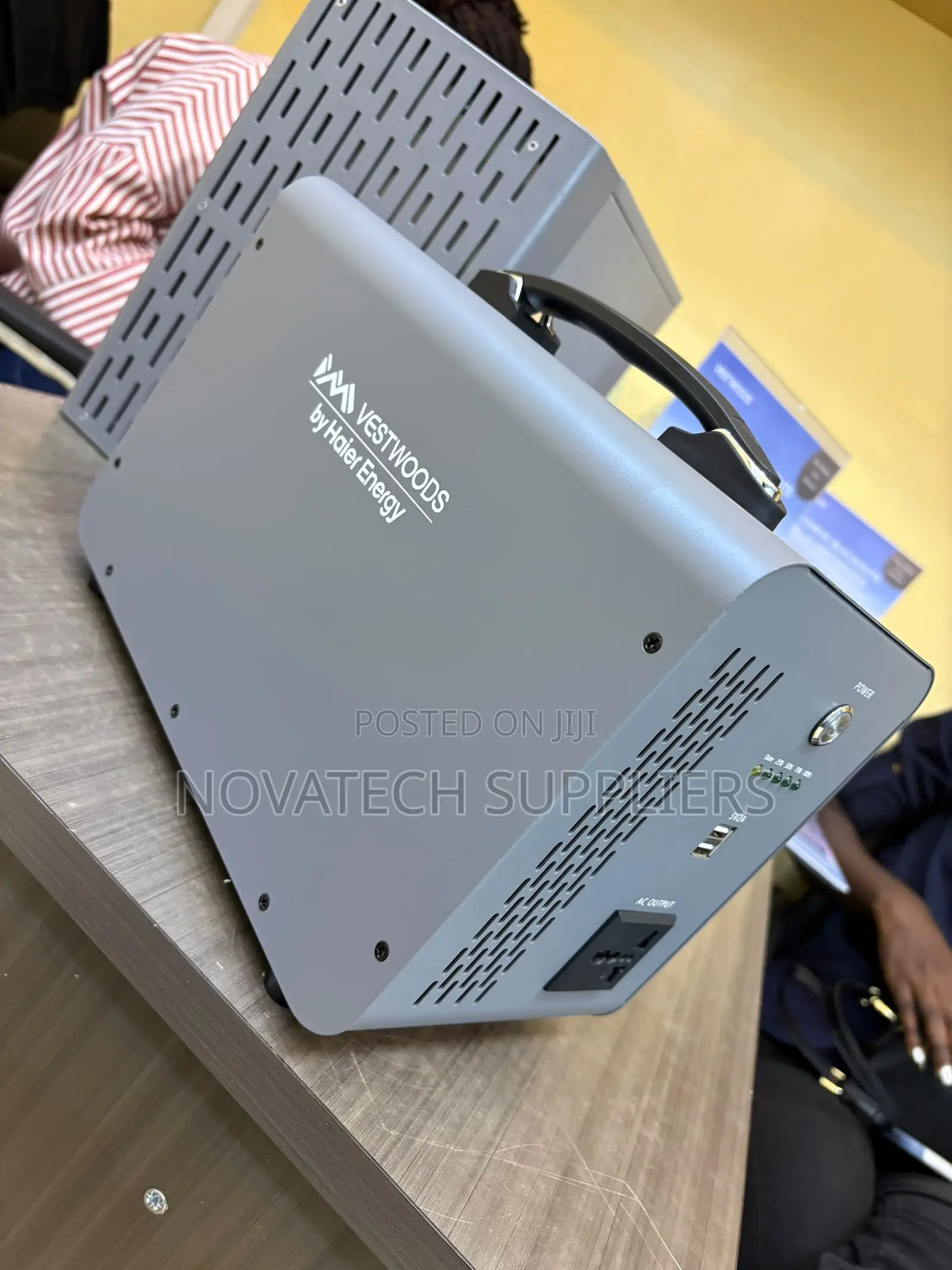 Vestwoods 1kWh Portable Power Station 500W Pure Sine Wave