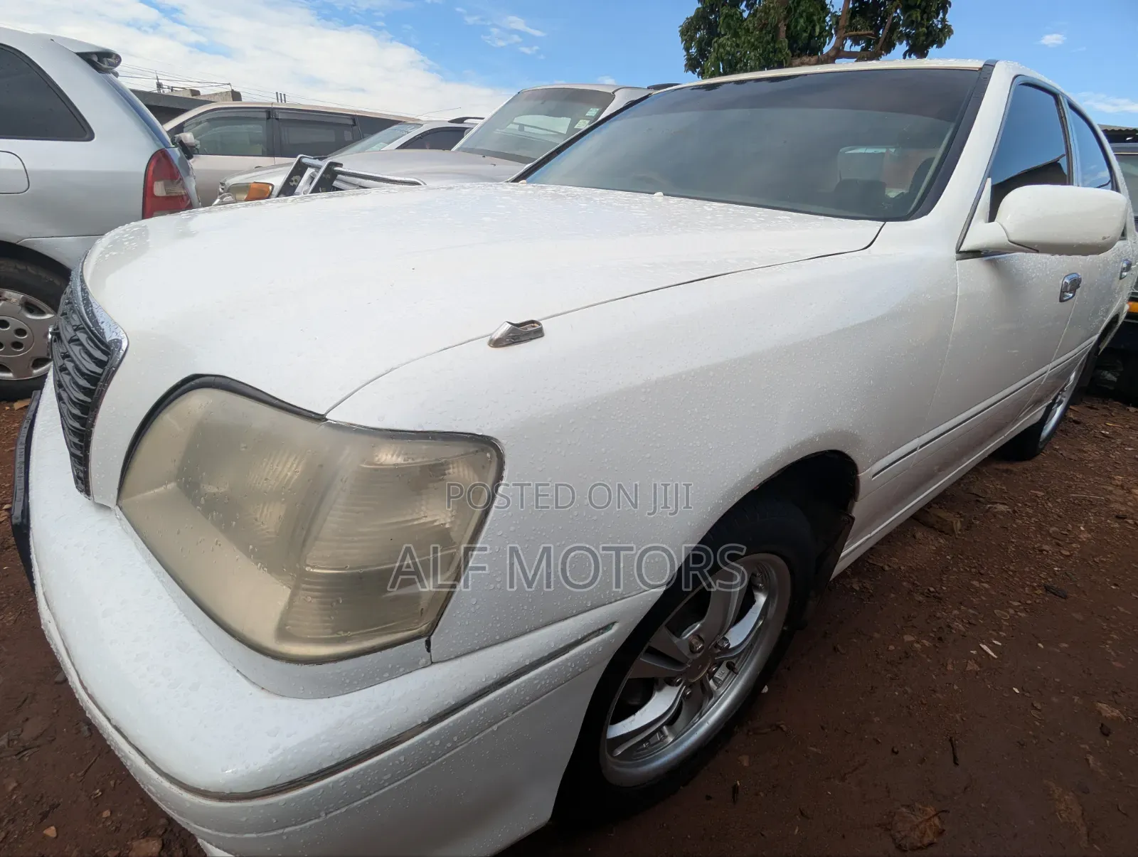 Toyota Crown 2001 White
