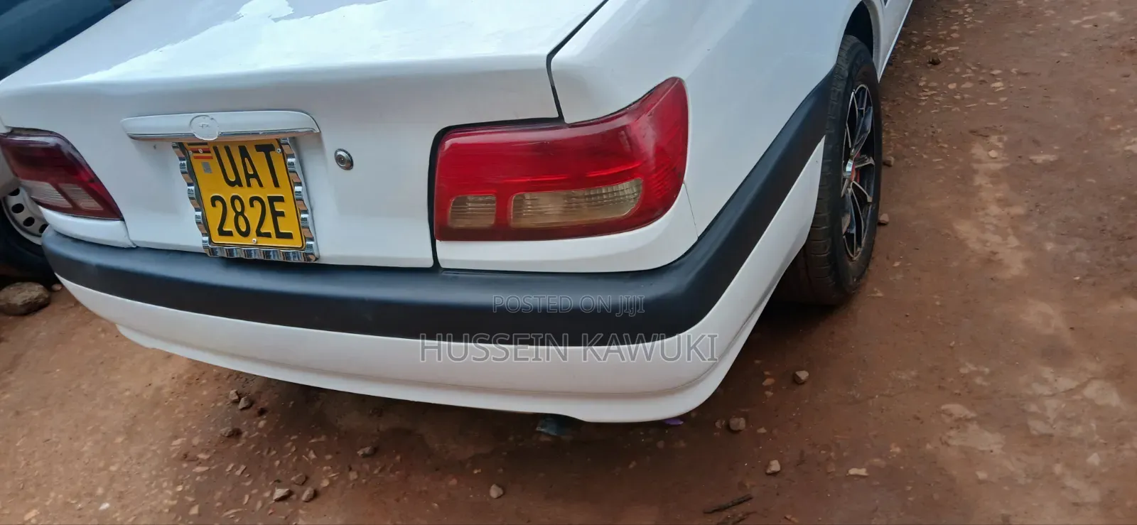 Toyota Carina 2000 White