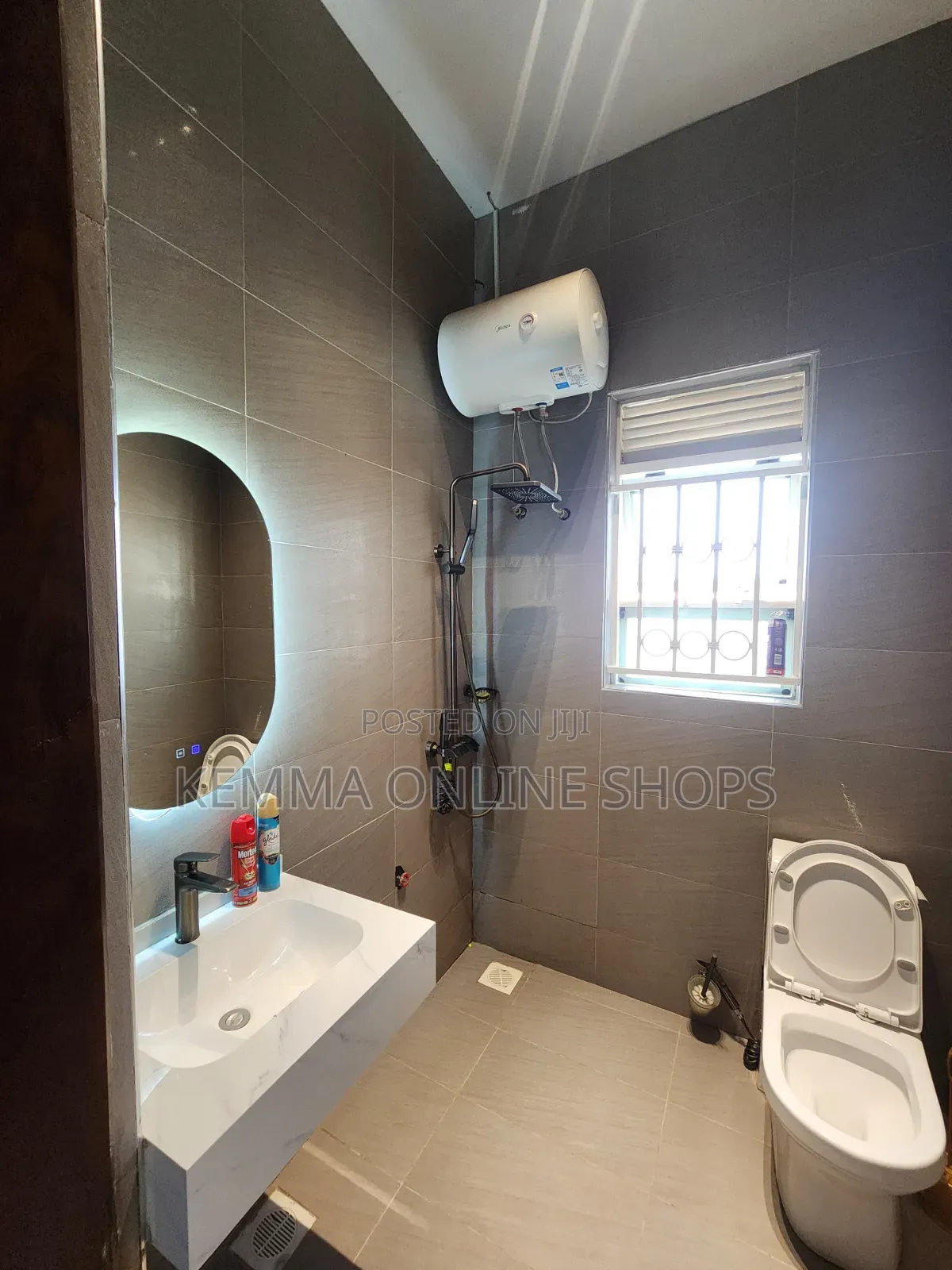 Two Bed Room Airbnb in Bunga