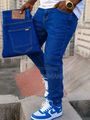 Loose Fit Jeans