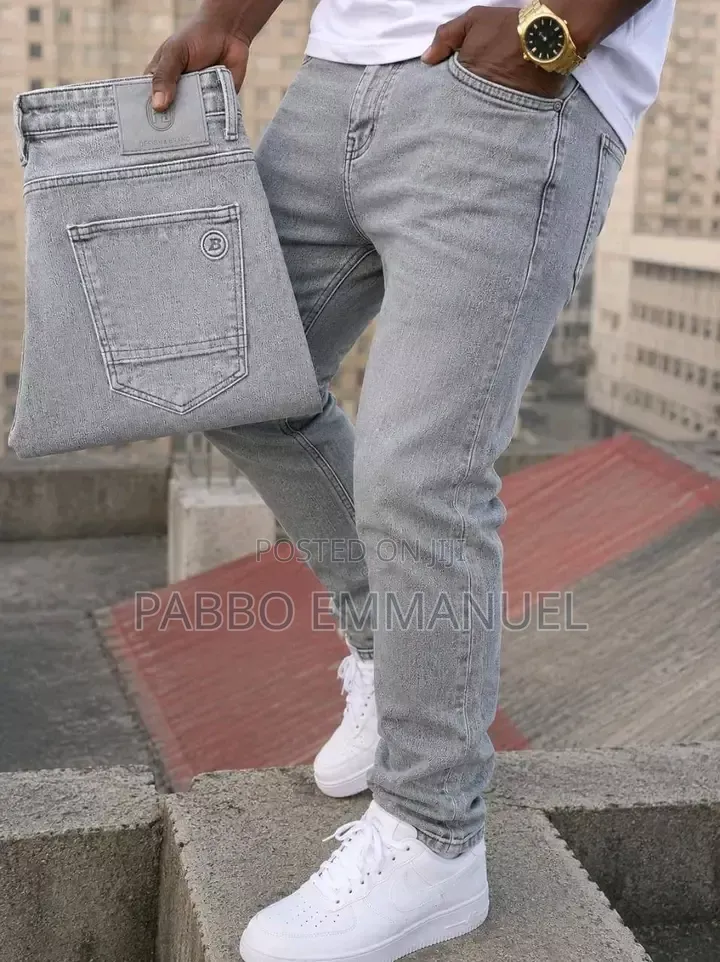 Loose Fit Jeans