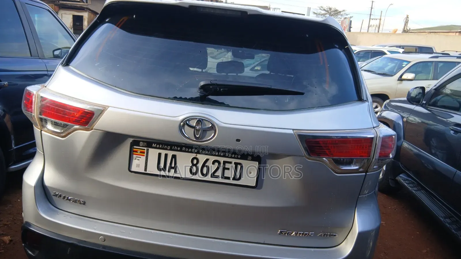 Toyota Fortuner 2011 Silver