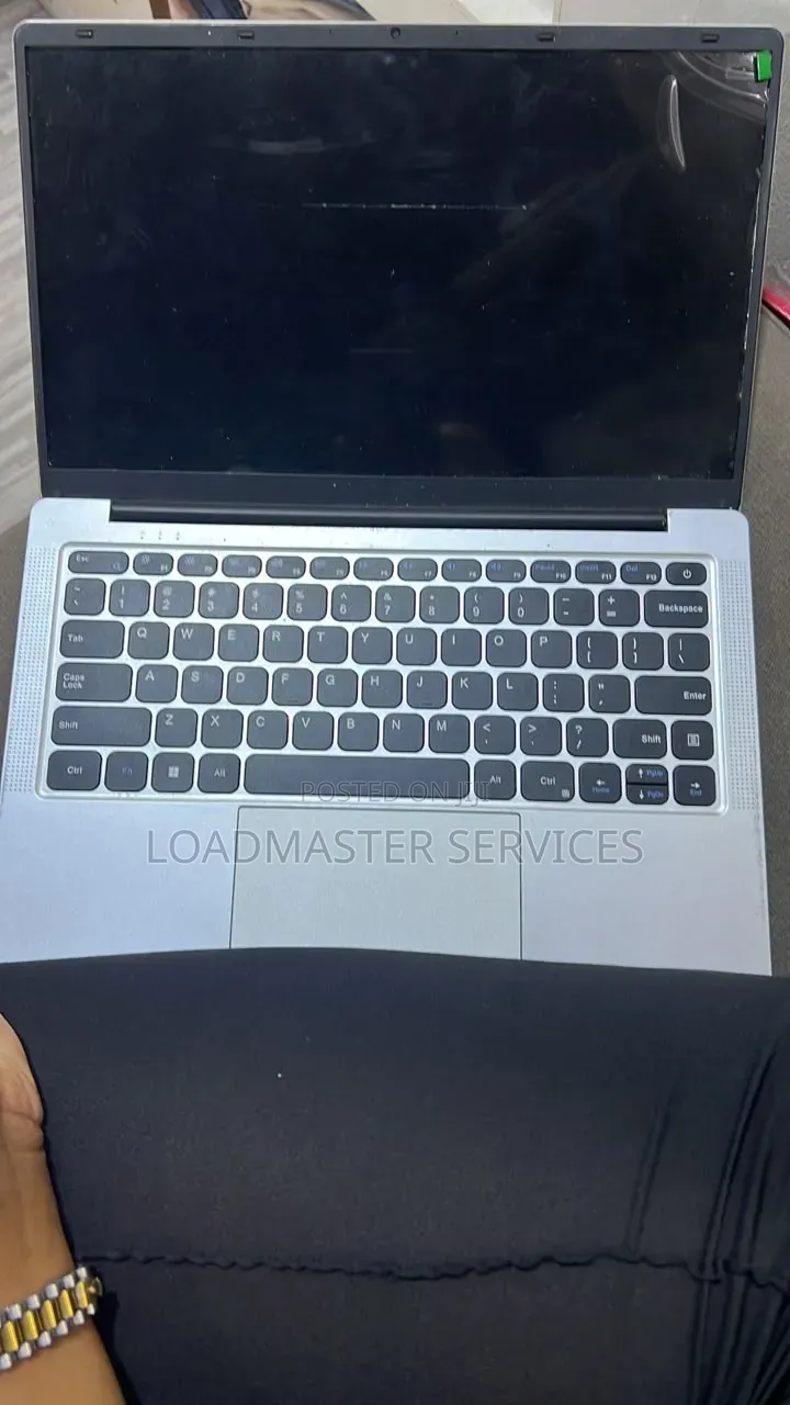 Laptop Itel 4GB SSD 60GB