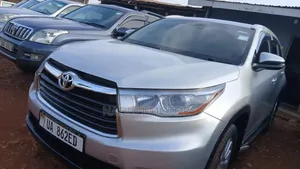 Toyota Fortuner 2011 Silver