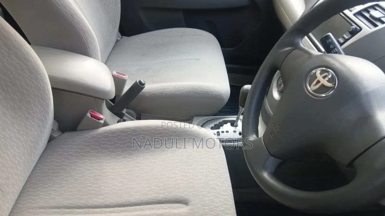 Toyota Belta 2008 Silver