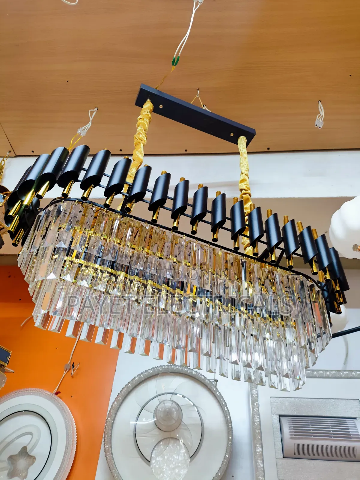Unique Chandelier Light With Crystals