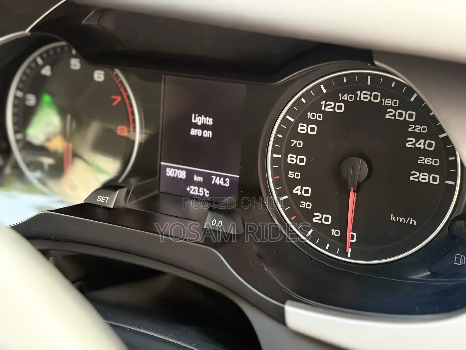 Audi A4 2.0T Premium 2012 Silver