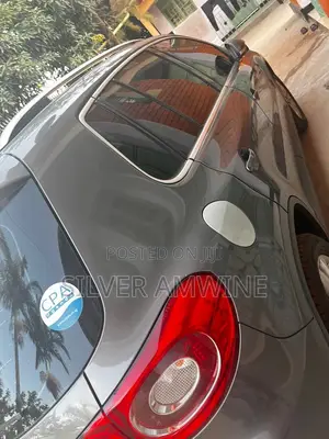 Volkswagen Tiguan 2010 Gray