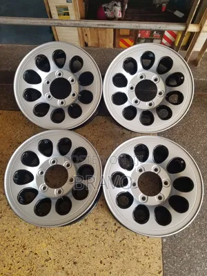 Size 15 Rims for Drone Hiace New Model.