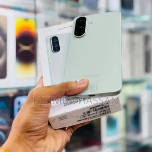 New Samsung Galaxy A56 256 GB Green