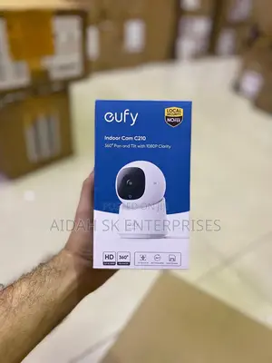 Eufy Indoor Cam C210 Is a Plug-in Smart Home Security Camera
