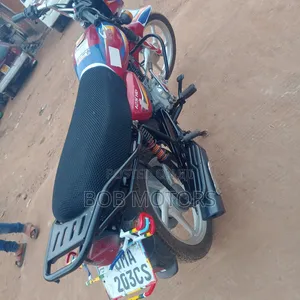 Bajaj CT 125X 2026 Red