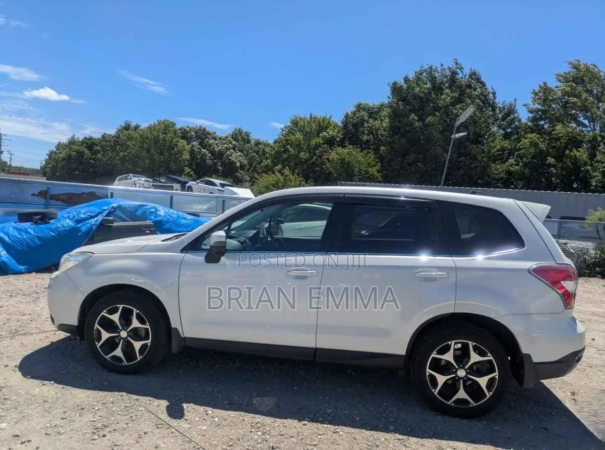 Subaru Forester 2013 White