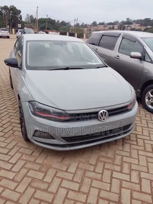 Volkswagen Polo 2017 Gray