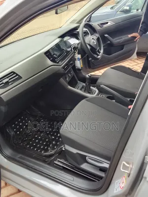 Volkswagen Polo 2017 Gray