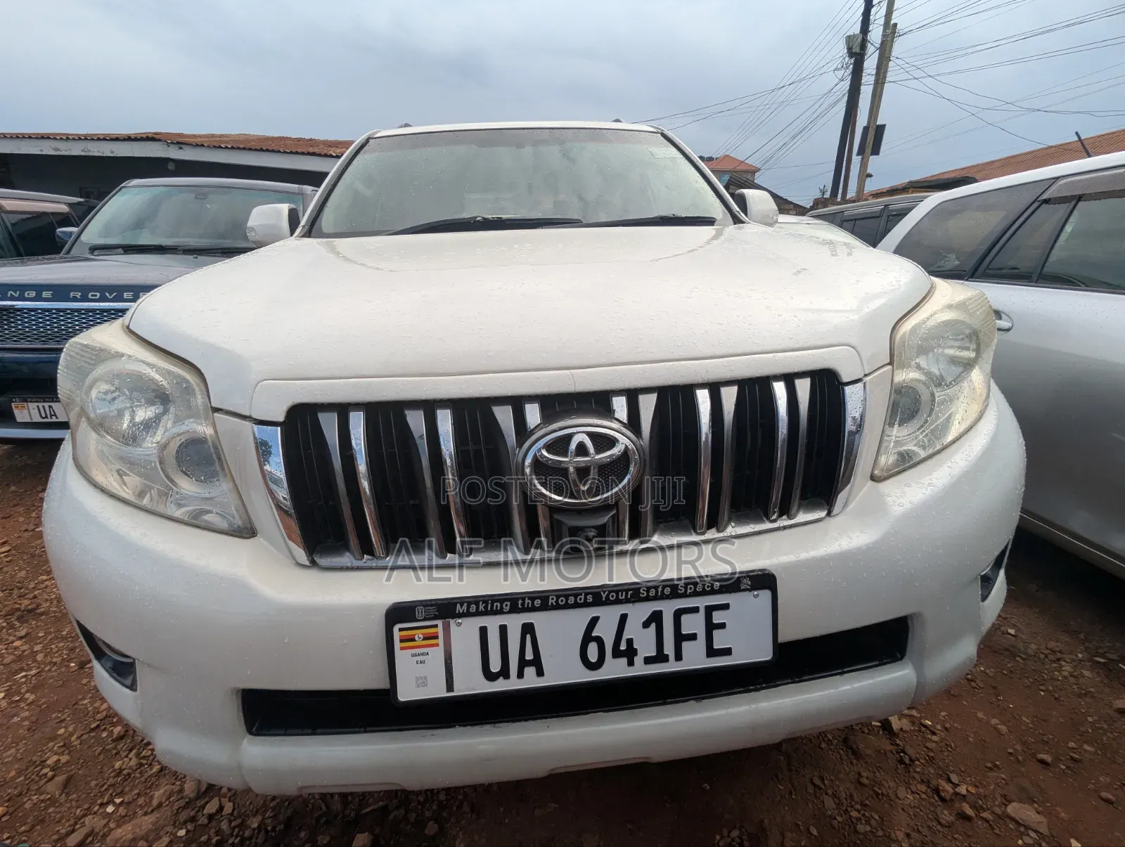 Toyota Land Cruiser Prado 2010 White