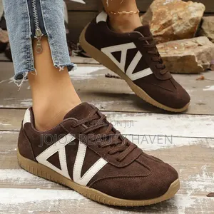 Retro-Style Colorblock Casual Sneakers