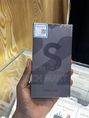 New Samsung Galaxy S22 5G 128 GB Black