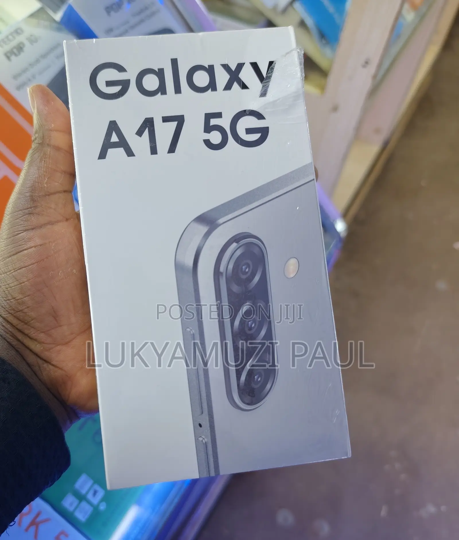 New Samsung Galaxy A17 5G 256 GB Green